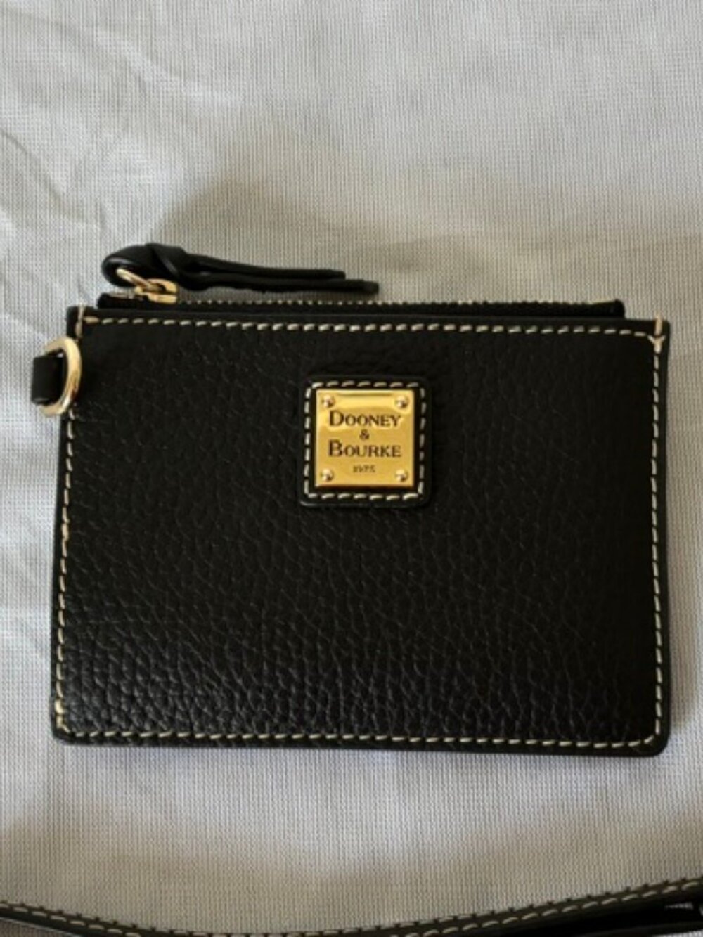 Dooney & Bourke Pebble Grain Zip Top Card Case Wristlet Black - Picture 2 of 12